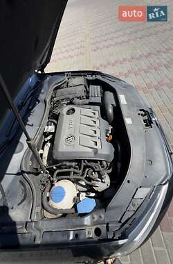 Универсал Volkswagen Passat 2012 в 