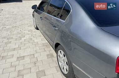 Седан Volkswagen Passat 2005 в 