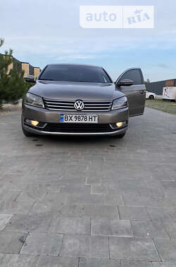 Седан Volkswagen Passat 2010 в Хмельницькому