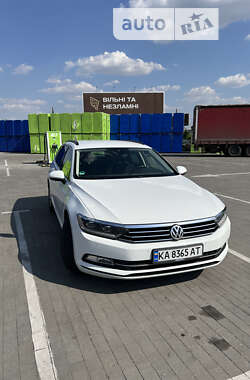 Универсал Volkswagen Passat 2016 в Умани