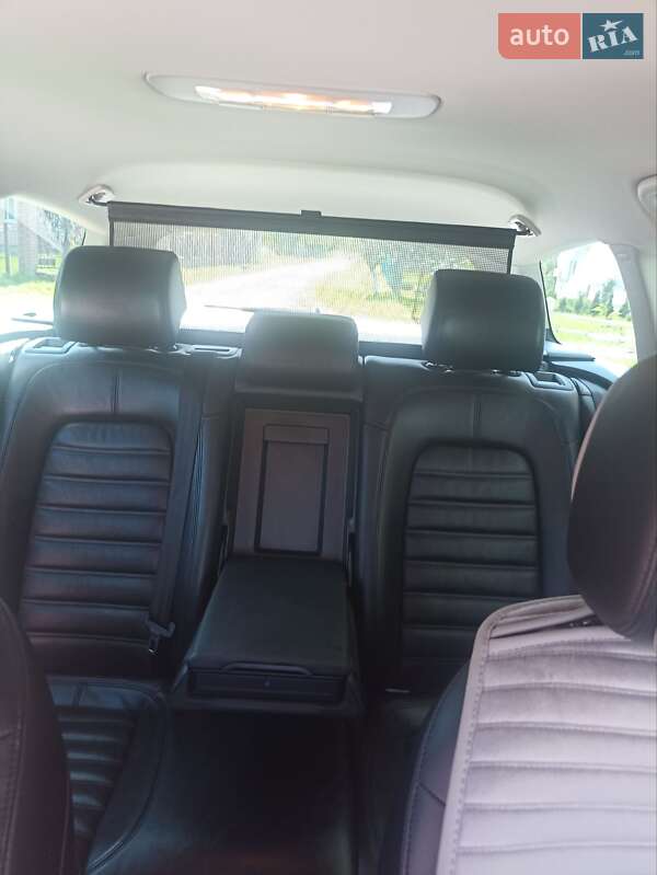 Універсал Volkswagen Passat 2014 в Дрогобичі