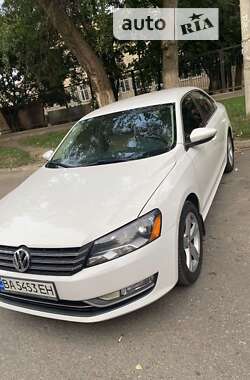 Седан Volkswagen Passat 2012 в Кропивницькому