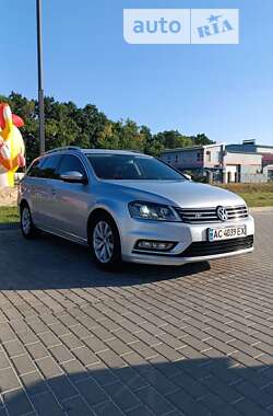 Універсал Volkswagen Passat 2014 в Луцьку