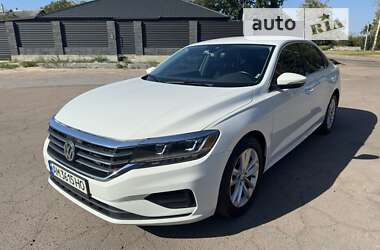 Седан Volkswagen Passat 2020 в Житомирі