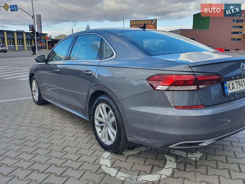 Седан Volkswagen Passat 2020 в Киеве