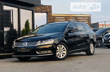 Универсал Volkswagen Passat 2011 в Харькове