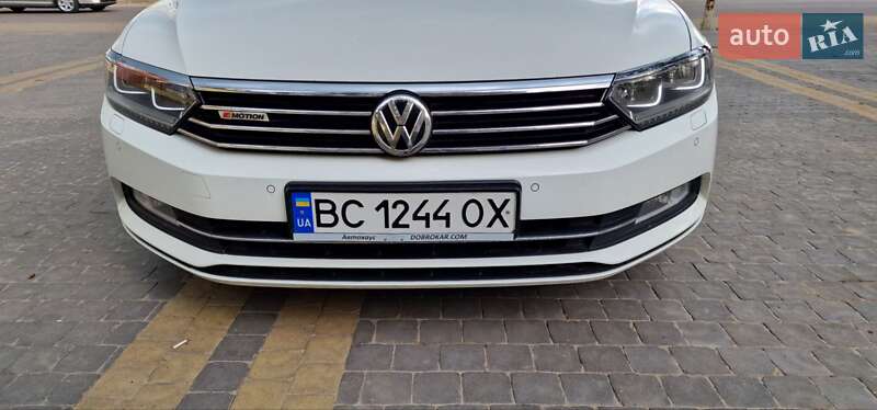 Универсал Volkswagen Passat 2016 в Львове