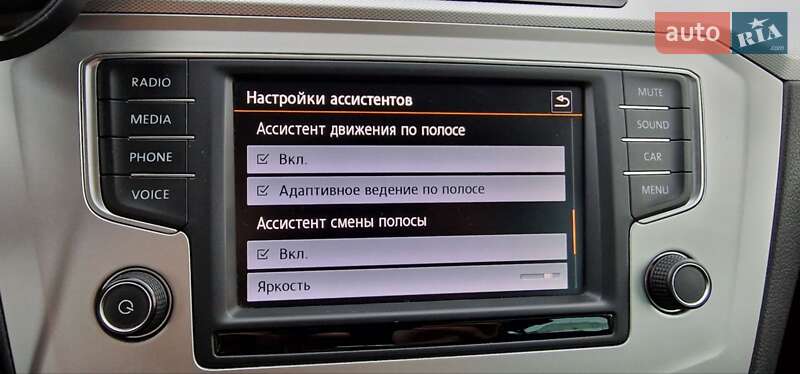 Универсал Volkswagen Passat 2016 в Львове
