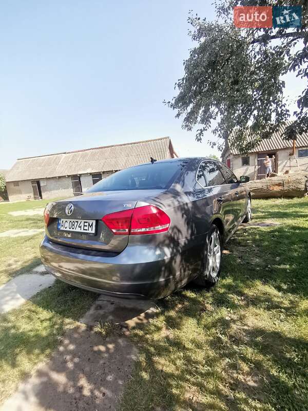 Седан Volkswagen Passat 2013 в Владимире