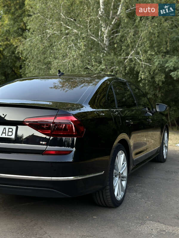 Седан Volkswagen Passat 2017 в Харькове