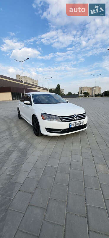 Седан Volkswagen Passat 2014 в Черкасах