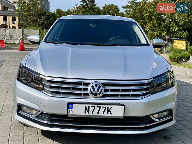 Седан Volkswagen Passat 2015 в Львове