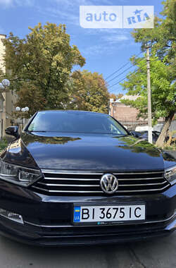 Седан Volkswagen Passat 2016 в Полтаве