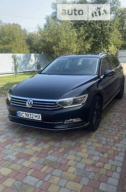 Универсал Volkswagen Passat 2015 в Львове