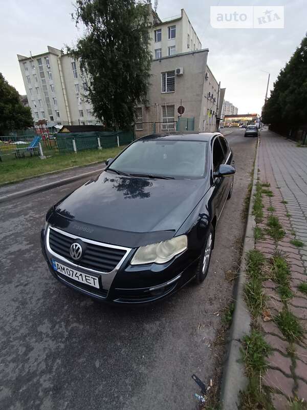 Седан Volkswagen Passat 2008 в Луцьку