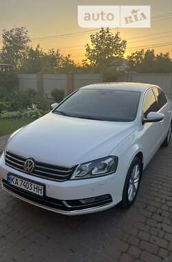 Седан Volkswagen Passat 2012 в Василькове