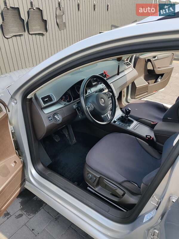 Универсал Volkswagen Passat 2014 в Шептицькому