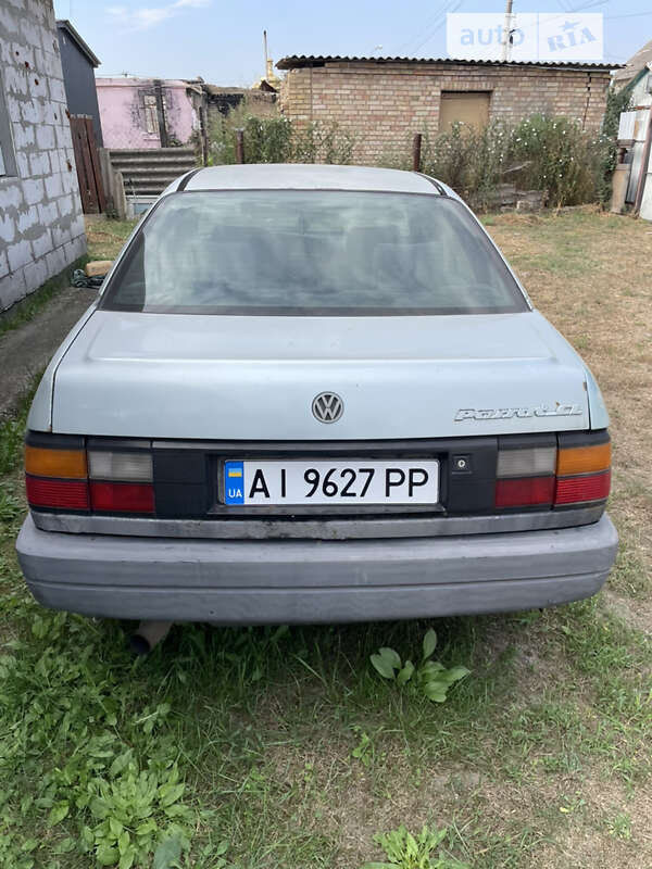 Седан Volkswagen Passat 1991 в Ирпене