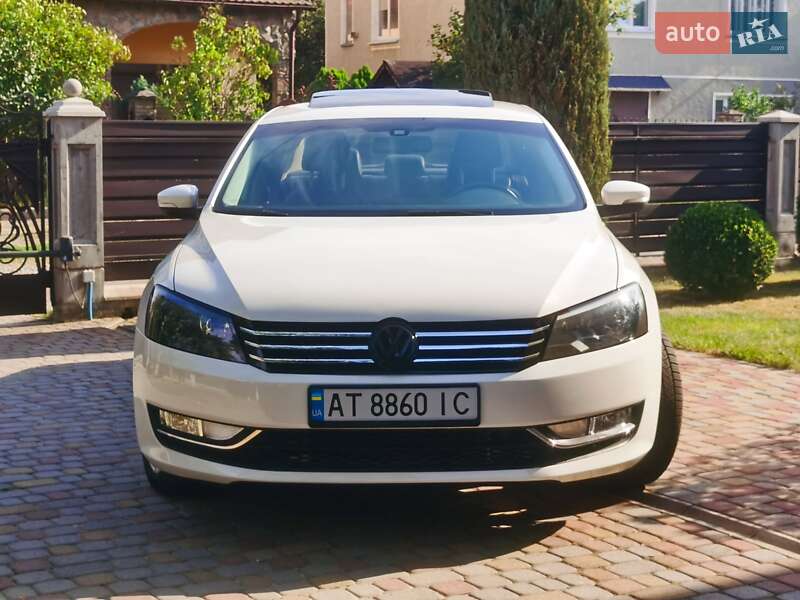 Седан Volkswagen Passat 2013 в Калуші