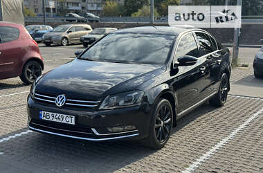 Седан Volkswagen Passat 2013 в Киеве