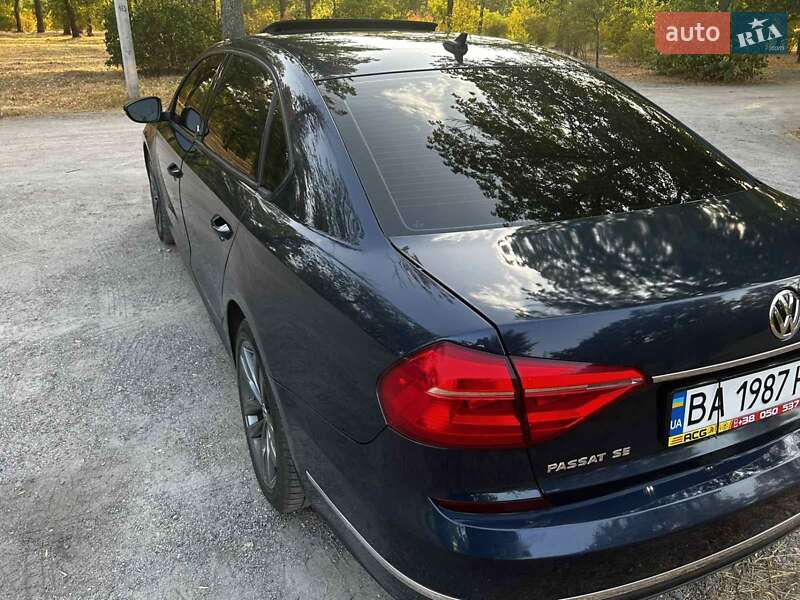 Седан Volkswagen Passat 2018 в Кропивницком