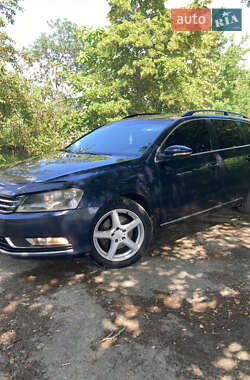 Универсал Volkswagen Passat 2011 в 