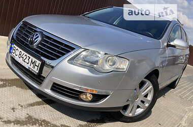 Универсал Volkswagen Passat 2010 в Ходорове