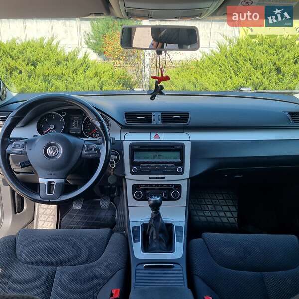 Универсал Volkswagen Passat 2010 в Львове фото 10 Универсал Volkswagen Passat 2010 в Львове