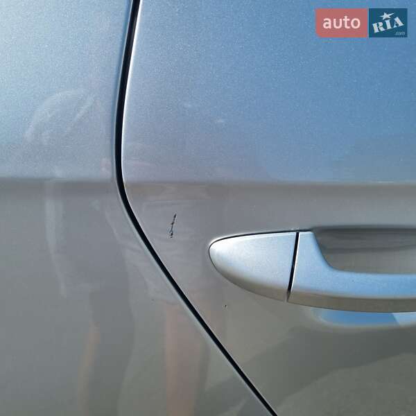 Универсал Volkswagen Passat 2010 в Львове фото 22 Универсал Volkswagen Passat 2010 в Львове