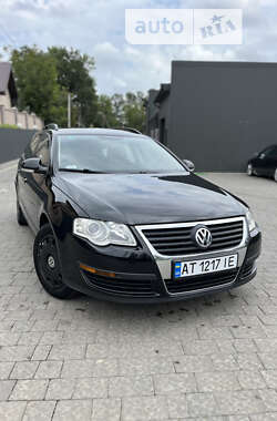 Універсал Volkswagen Passat 2006 в Івано-Франківську