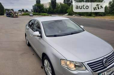 Седан Volkswagen Passat 2008 в Киеве