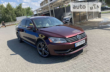 Седан Volkswagen Passat 2012 в Івано-Франківську