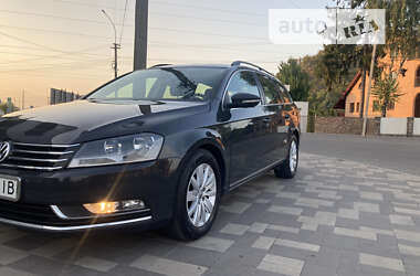 Универсал Volkswagen Passat 2011 в Мукачево