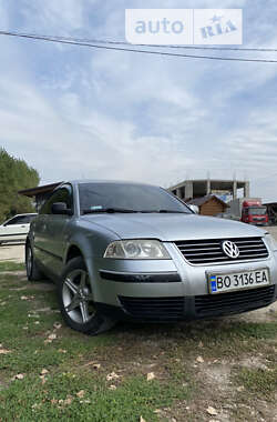 Седан Volkswagen Passat 2001 в Скалаті