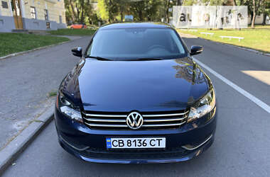 Седан Volkswagen Passat 2013 в Чернигове