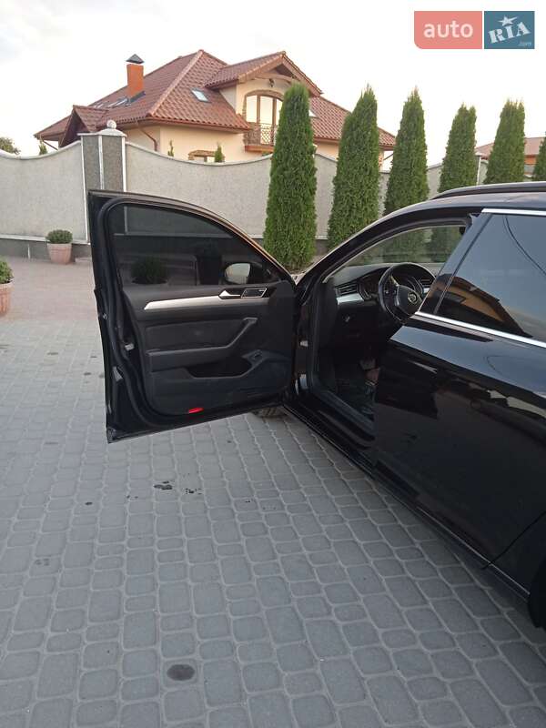 Универсал Volkswagen Passat 2017 в Хмельницком фото 11 Универсал Volkswagen Passat 2017 в Хмельницком