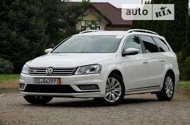 Универсал Volkswagen Passat 2013 в Ровно