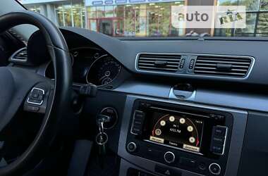 Универсал Volkswagen Passat 2011 в 