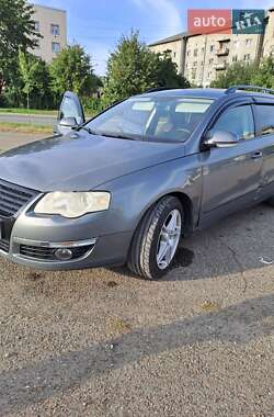 Универсал Volkswagen Passat 2006 в Коломые