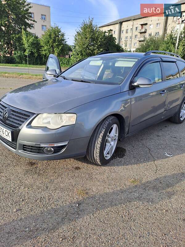 Универсал Volkswagen Passat 2006 в Коломые