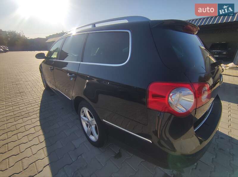 Універсал Volkswagen Passat 2009 в Старокостянтинові