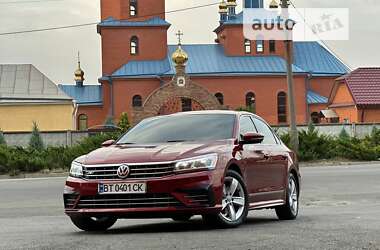 Седан Volkswagen Passat 2016 в Кривом Роге