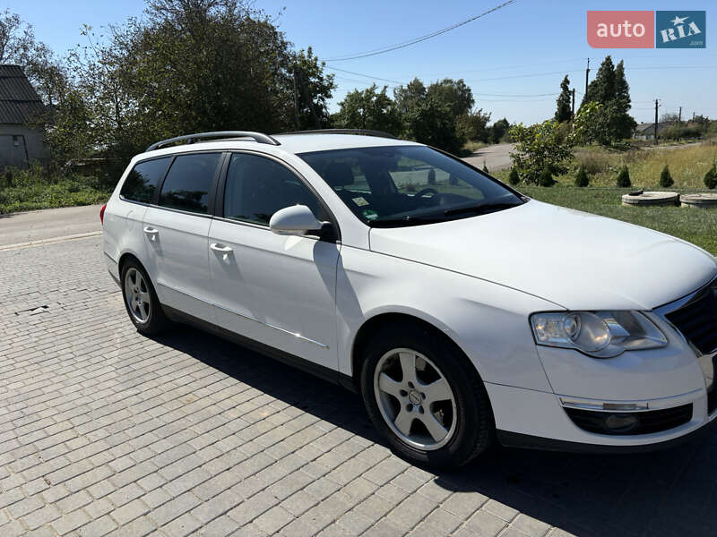 Универсал Volkswagen Passat 2010 в Львове
