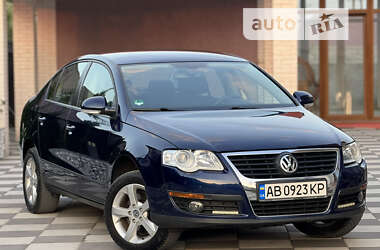 Седан Volkswagen Passat 2005 в Летичіві