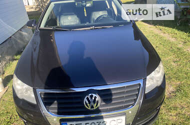 Універсал Volkswagen Passat 2007 в Чернівцях