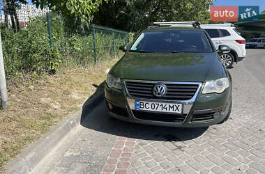 Универсал Volkswagen Passat 2010 в 