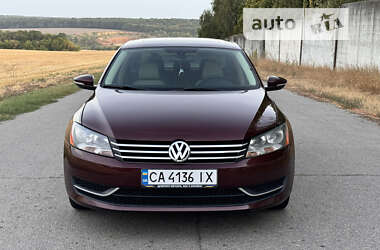 Седан Volkswagen Passat 2011 в Умані