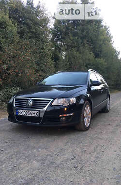 Универсал Volkswagen Passat 2008 в Дубровице