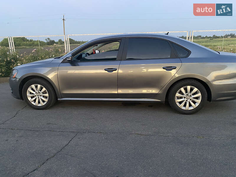 Седан Volkswagen Passat 2012 в Петропавлівці