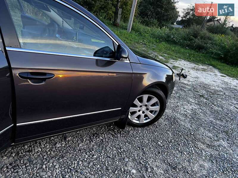 Универсал Volkswagen Passat 2008 в Городке